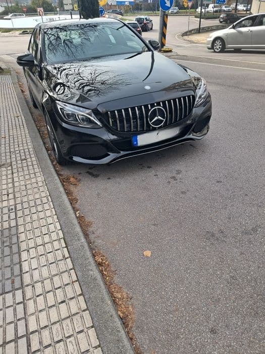 Mercedes-Benz Classe C w205 Campeã