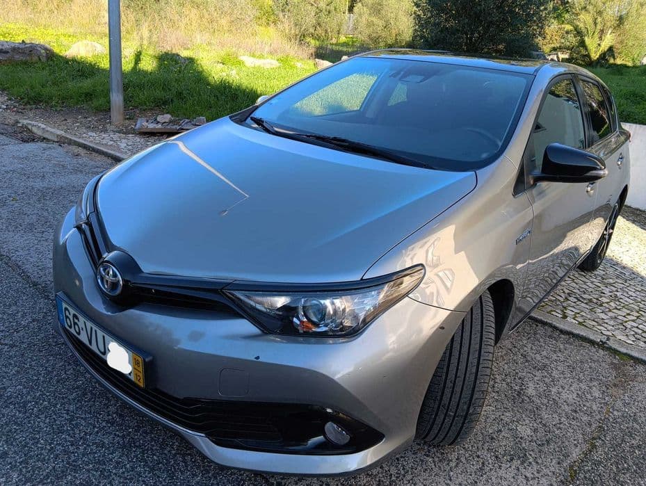Toyota  1.8 Gasolina HSD