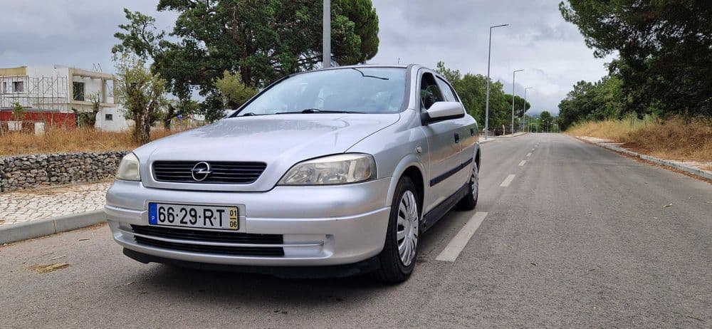 Opel  G CC (T98) 1.4 16V Gasolina 90 cv Azeitão (São Lourenço E São Simão)