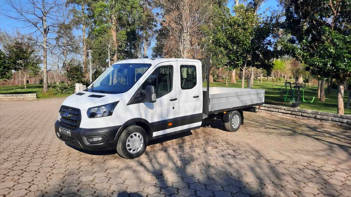 Ford  Chassis Cabine Dupla 7 Lugares 3.5T L4 Tração Traseira Rodado Simples 2.0 Tdci EcoBlue 170cv Euro 6.2 Trend Plus c/ Bola de Reboque