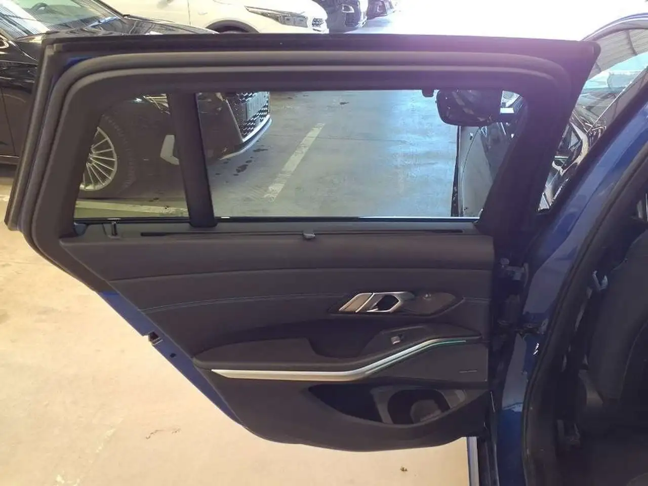 BMW 320 320dA