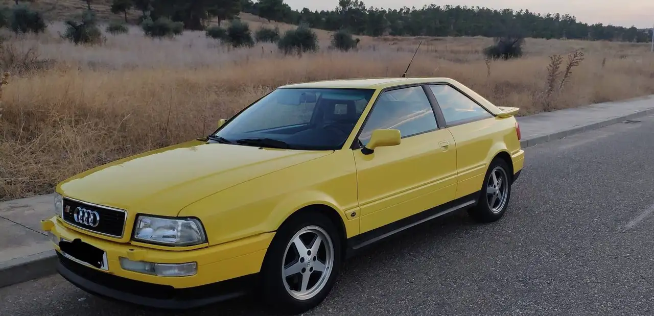 Audi S2 quattro