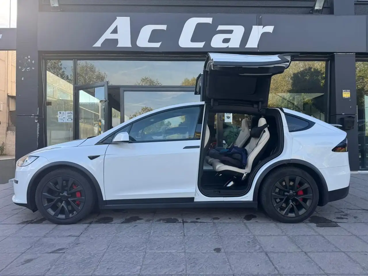 Tesla Model X Plaid AWD