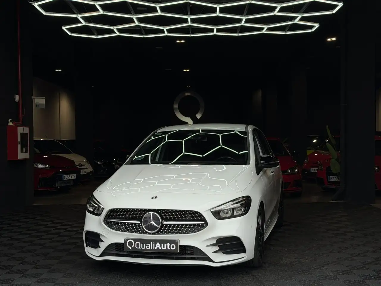 Mercedes-Benz B 200 200d