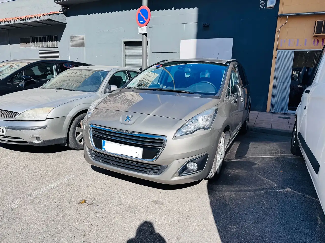 Peugeot 5008 5008 1.2 PureTech S