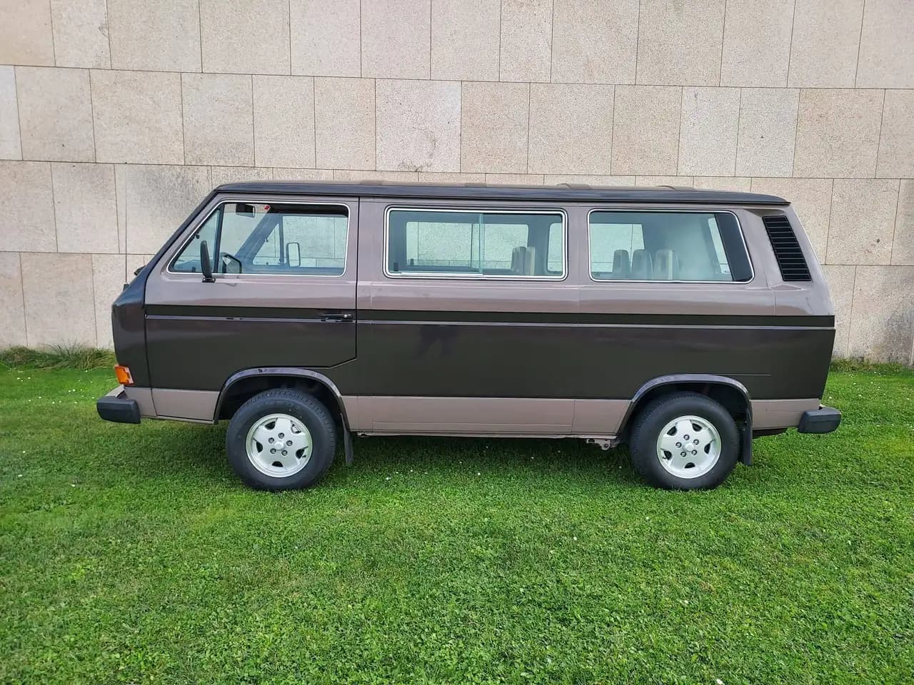 Volkswagen T3 Caravelle Caravelle 2.2 i