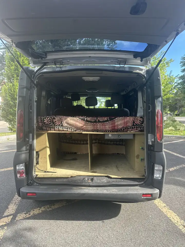 Opel Vivaro Fg. 2.5DI Corto 2900