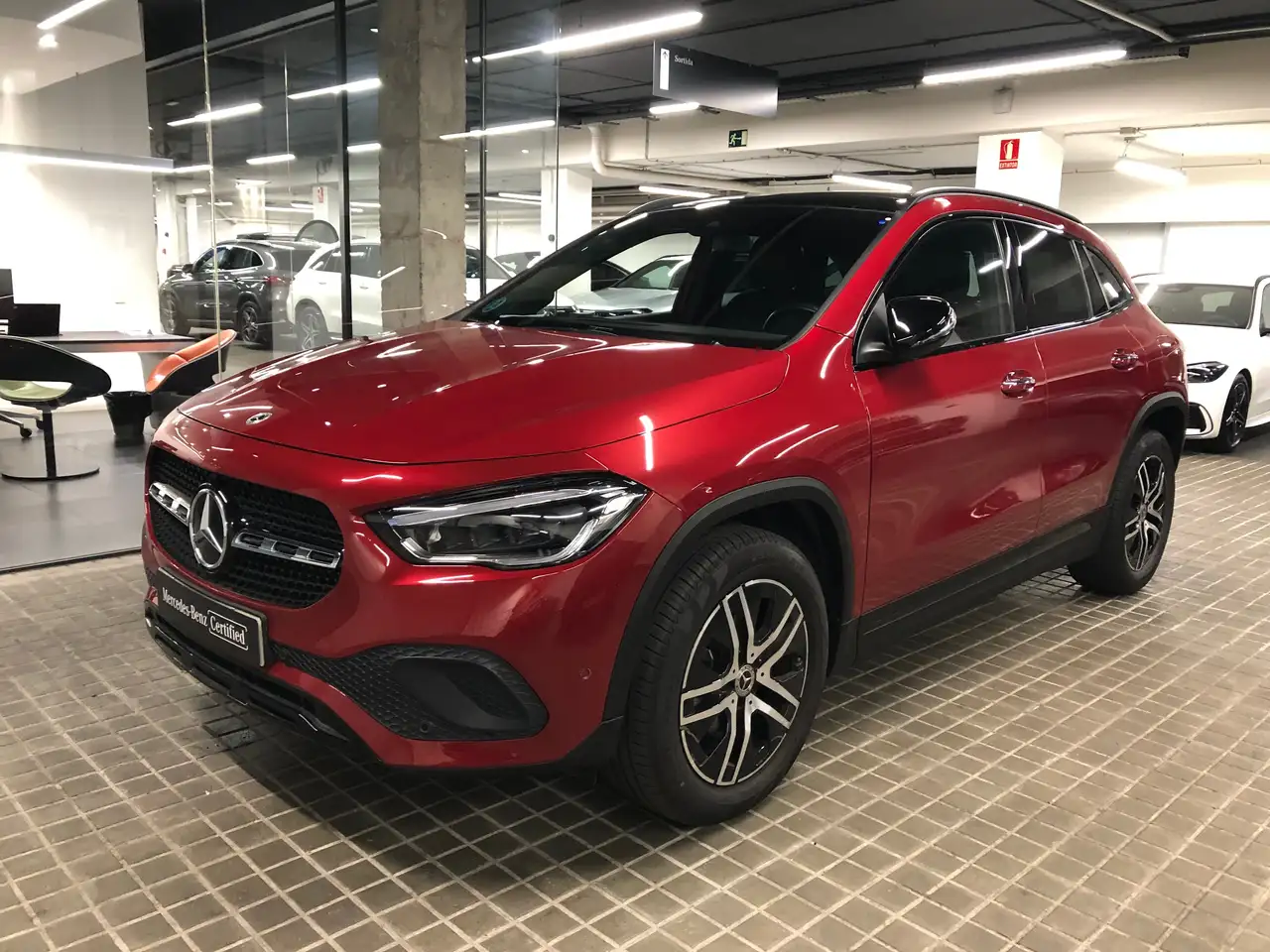Mercedes-Benz GLA 180 GLA 180 7G-DCT