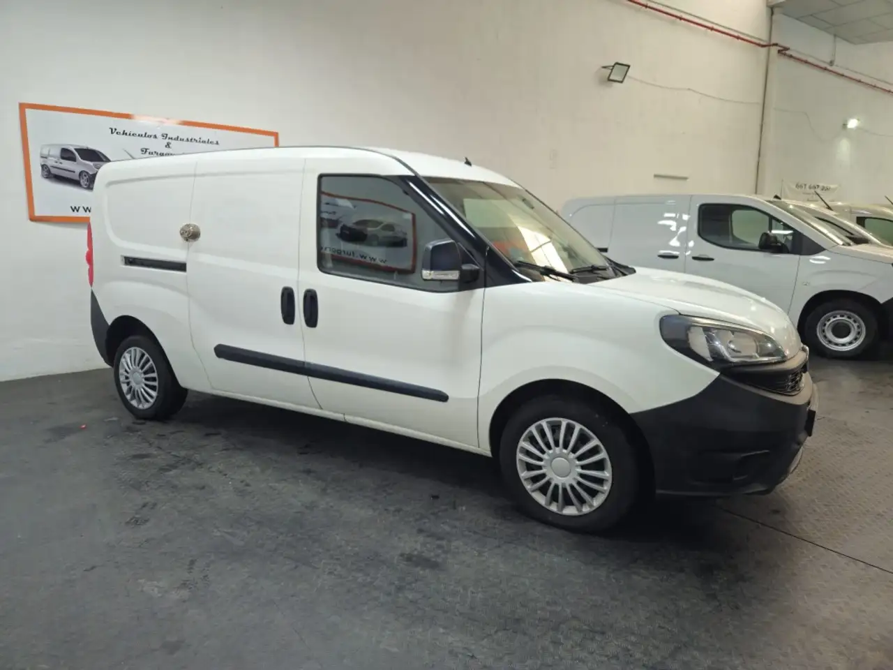 Fiat Dobló Cargo 1.4 T-Jet GNC Base Plus Maxi Dobló Cargo 1.4 T-Jet GNC Base Plus Maxi