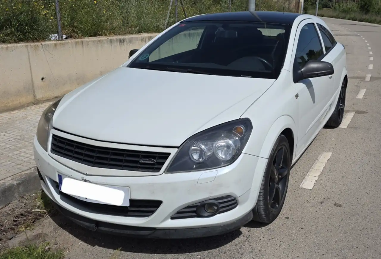 Opel Astra GTC 1.6 16v Enjoy