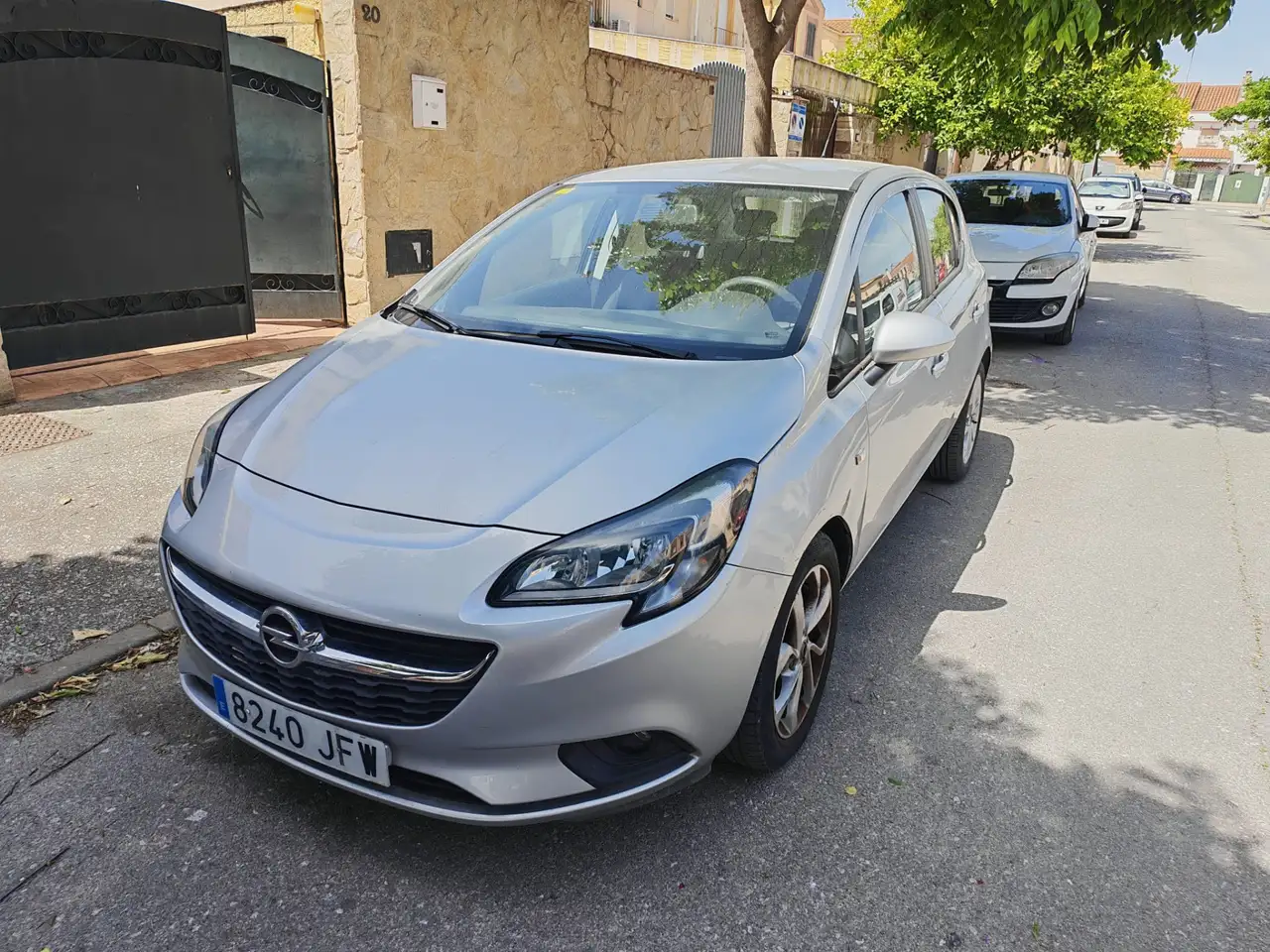 Opel Corsa 1.4 Selective 90