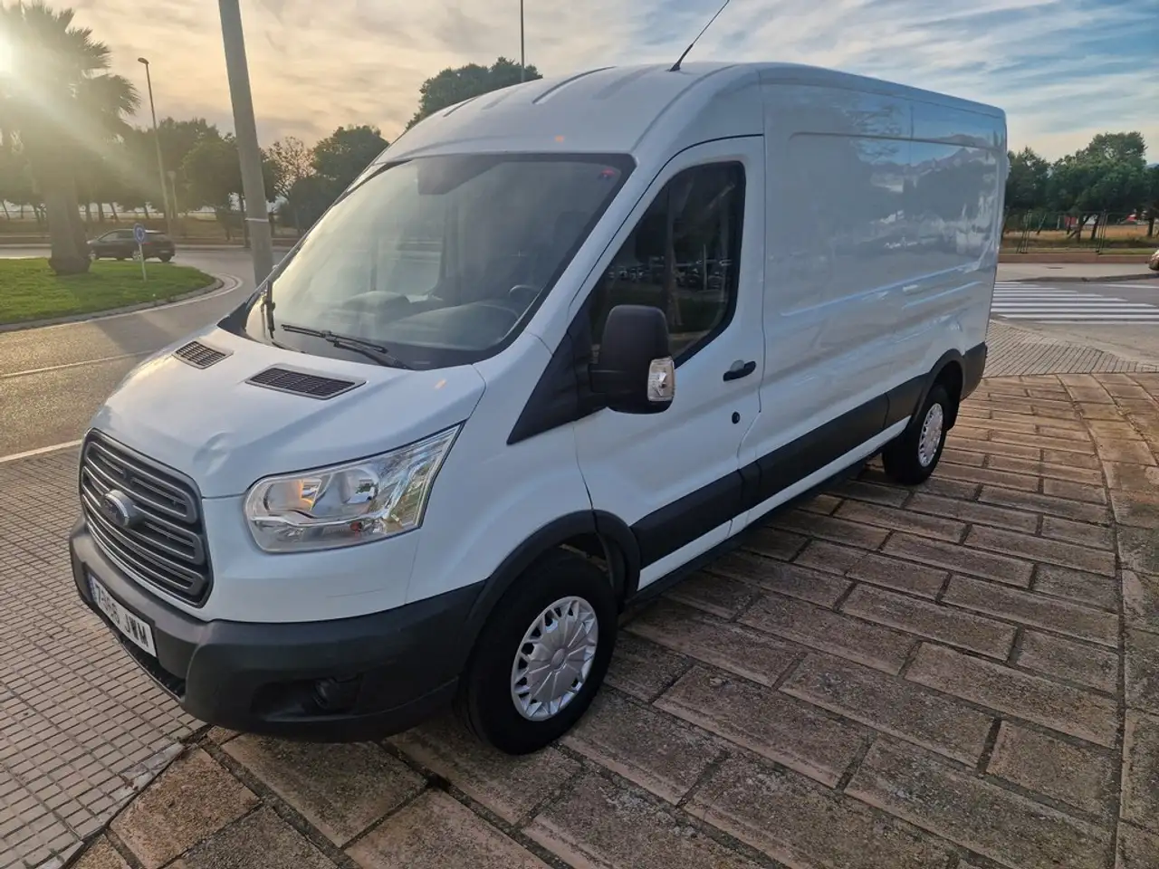 Ford Transit FT 350 L3 Chasis Ambiente Tr. Tra. 155 Transit FT 350 L3 Chasis Ambiente Tr. Tra. 155