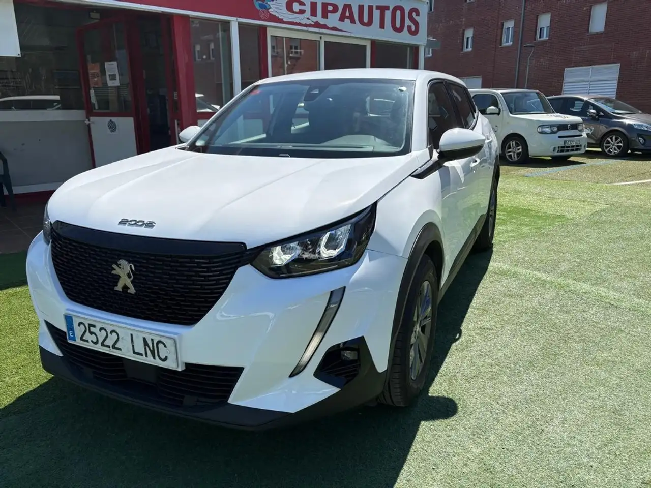 Peugeot 2008 1.2 PureTech S&S Active Pack 100