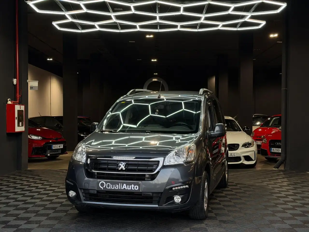 Peugeot Partner Tepee 1.6BlueHDI Style 120 Partner Tepee 1.6BlueHDI Style 120