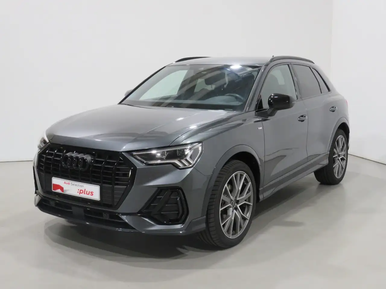 Audi Q3 35 TDI Black line S tronic 110kW
