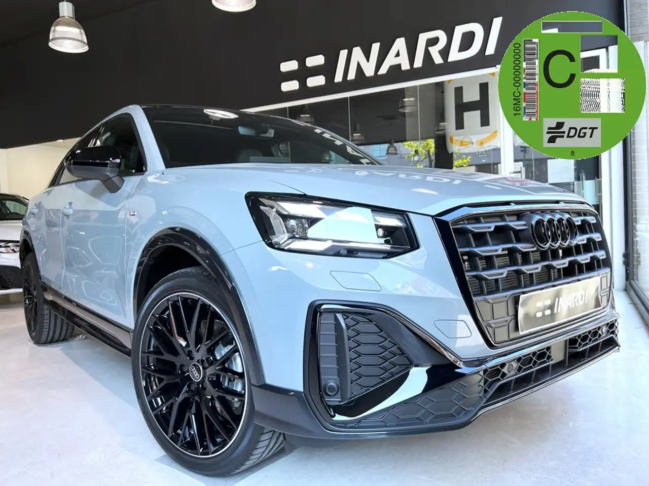 Audi Q2 35 TFSI Adrenalin Black edition S tronic 110kW