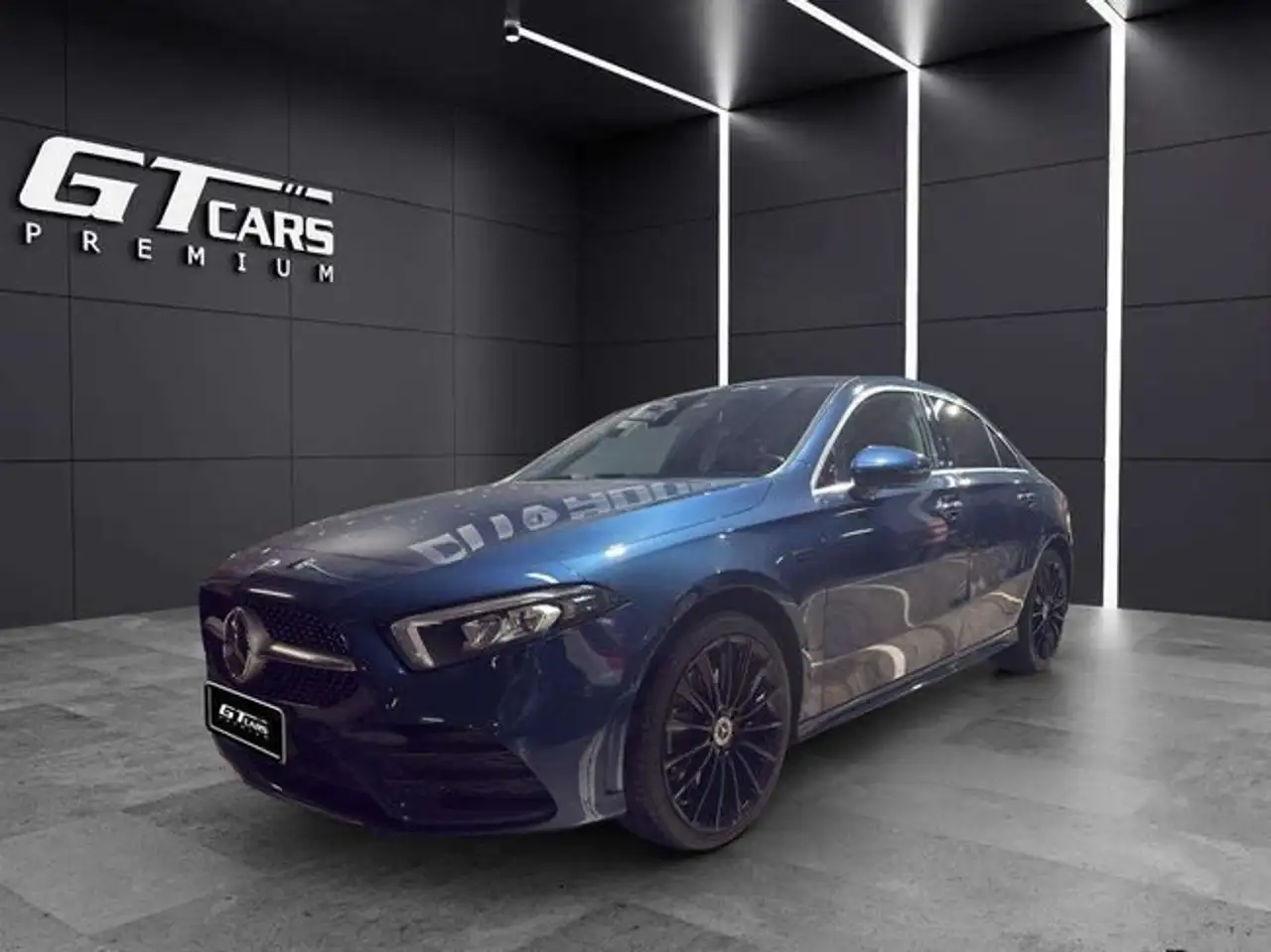 Mercedes-Benz a-250 250e AMG