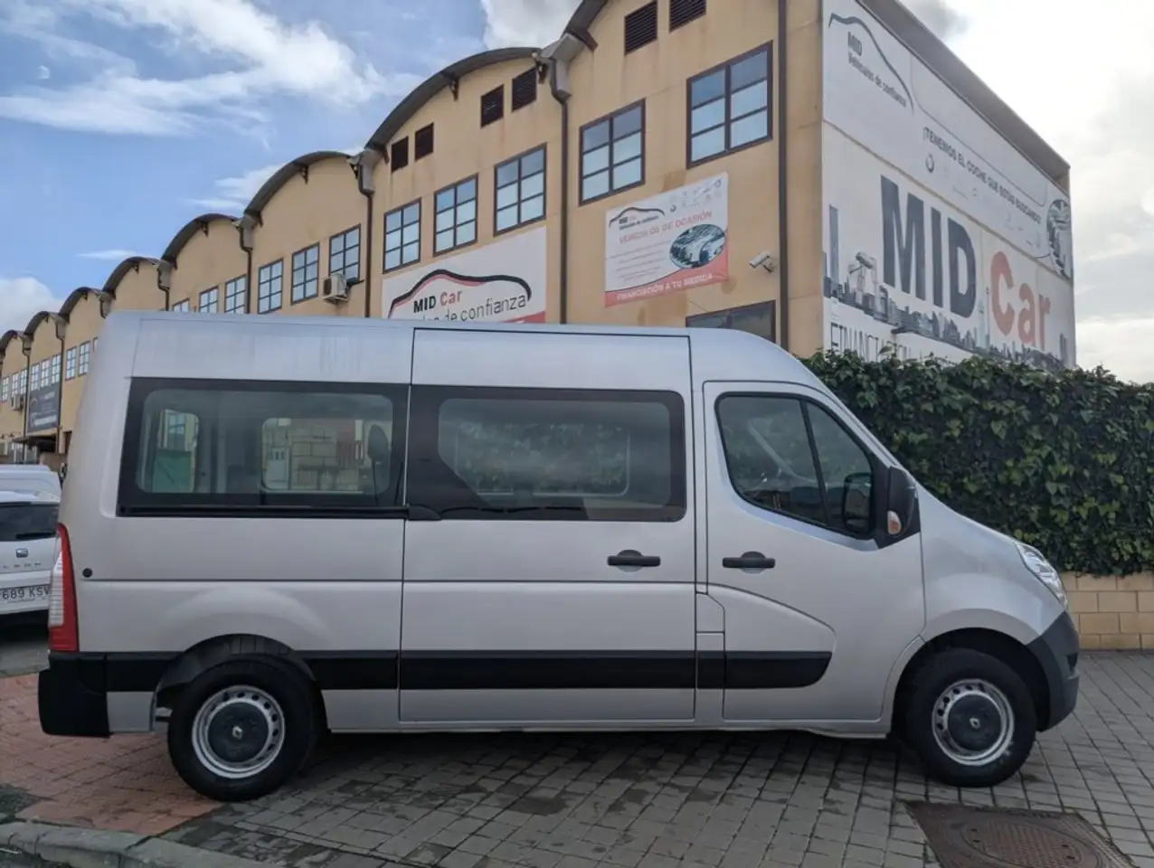 Renault Master Fg. Blue dCi L2H2 3500 T 99kW Master Fg. Blue dCi L2H2 3500 T 99kW