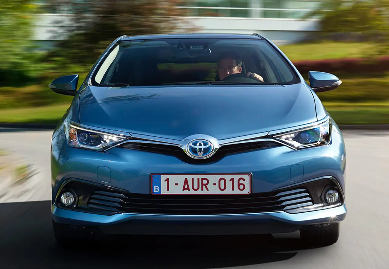 Toyota Auris hybrid 140H Feel!