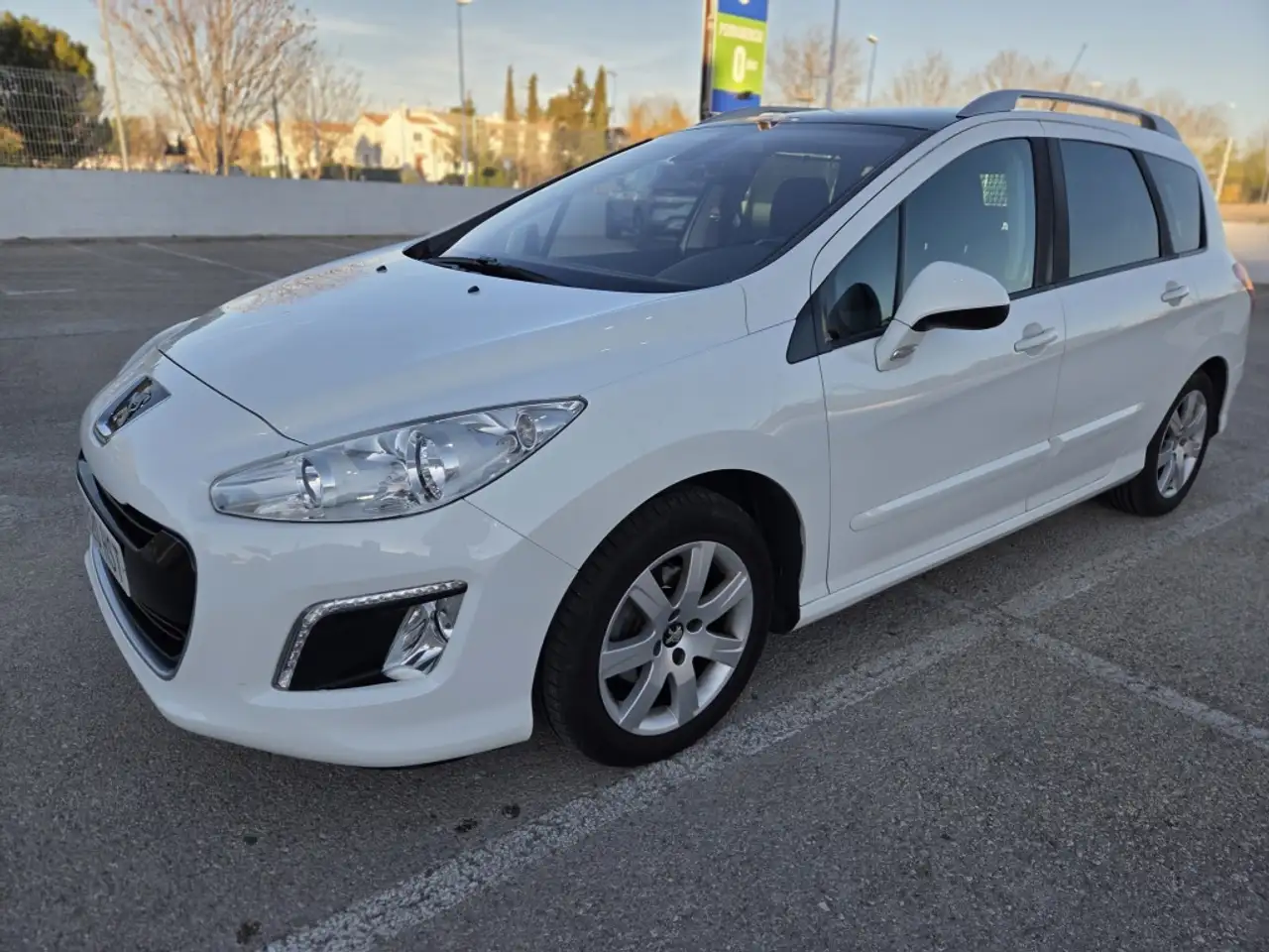 Peugeot 308 Familiar Automático de 5 Puertas