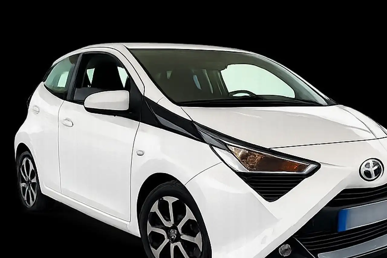 Toyota Aygo 1.0 70 x-play