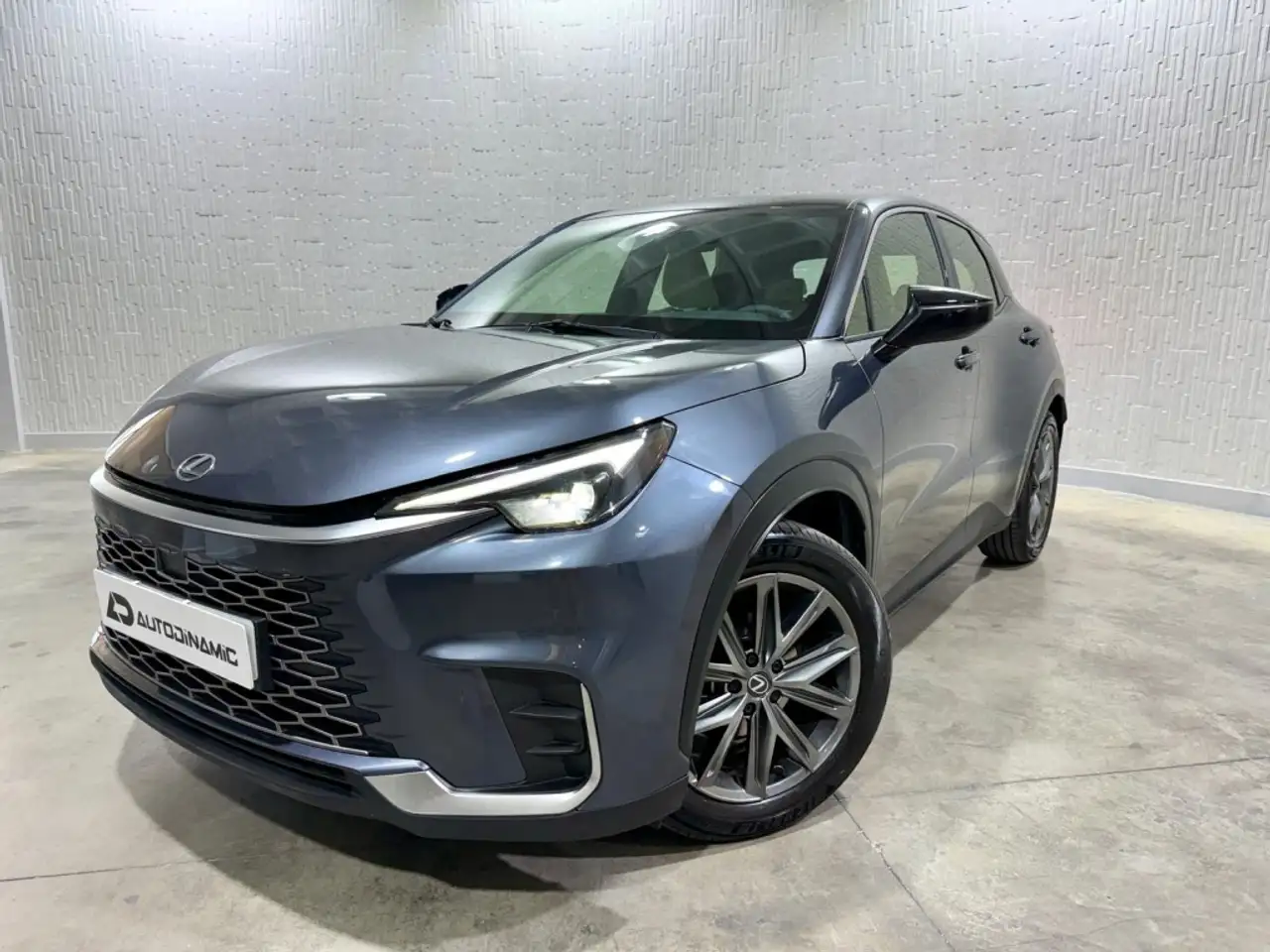 Lexus Lbx Elegant+