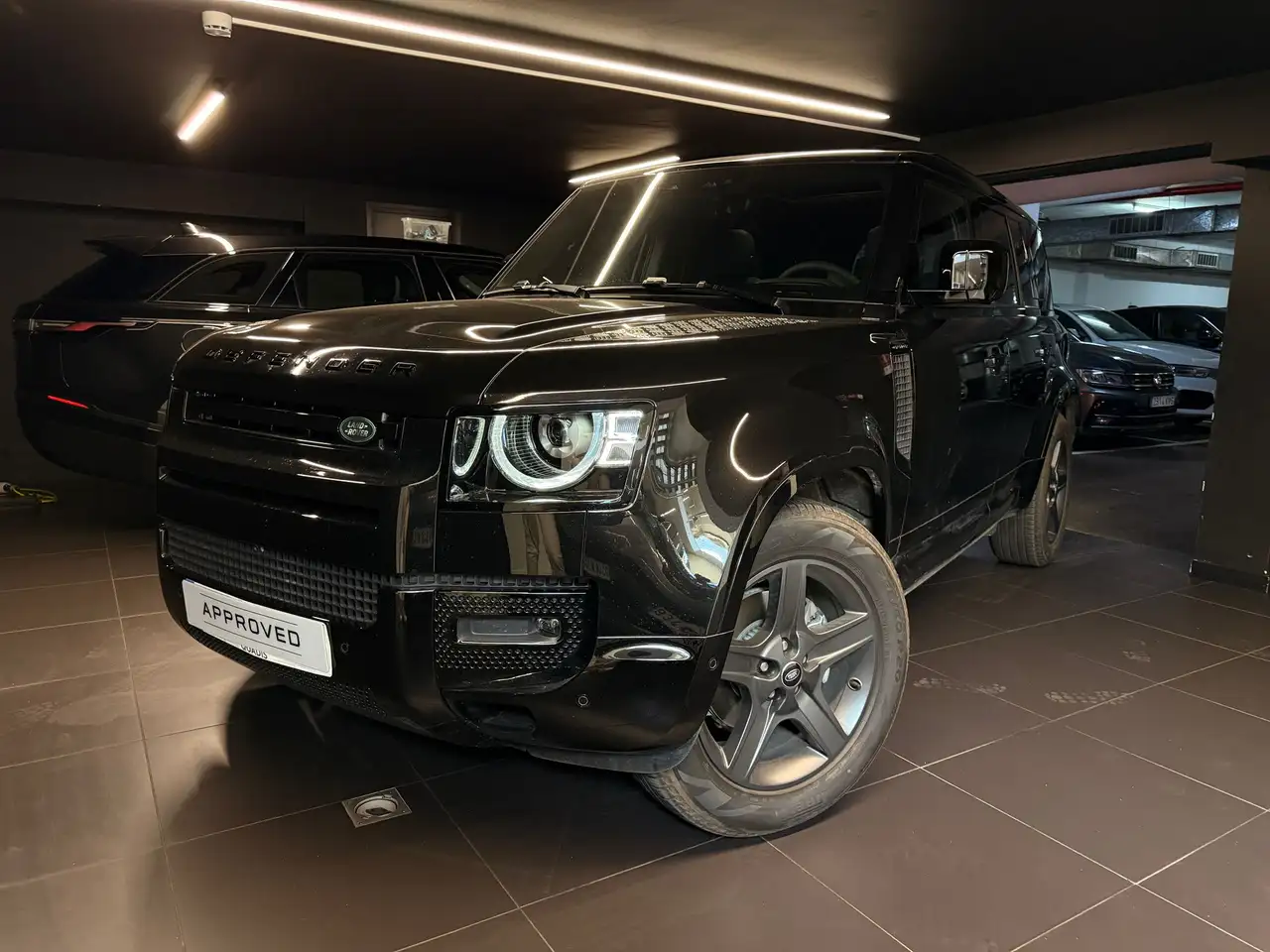 Land Rover Defender 110 3.0D l6 MHEV X-Dynamic SE AWD Aut. 250