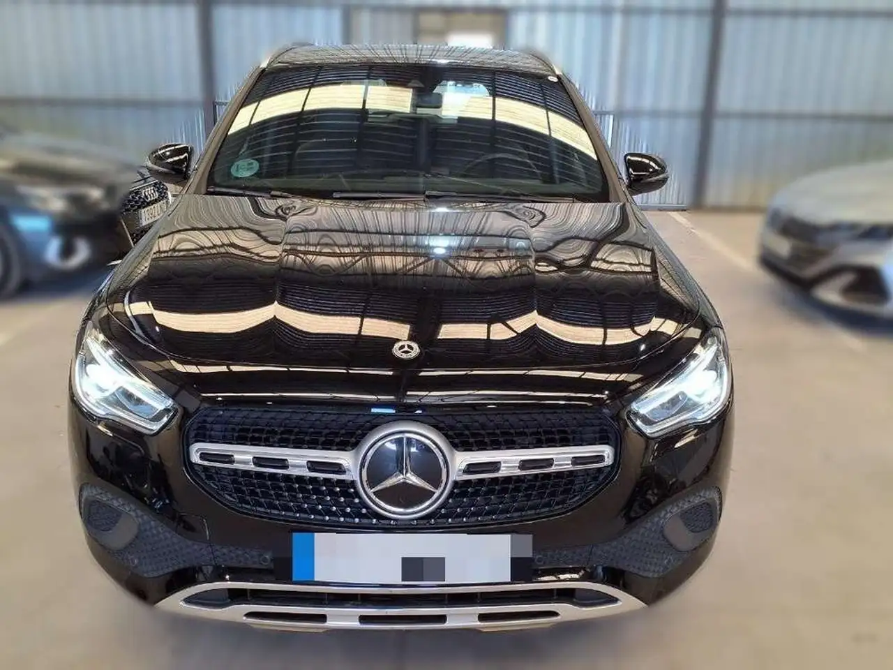Mercedes-Benz GLA 200 d -