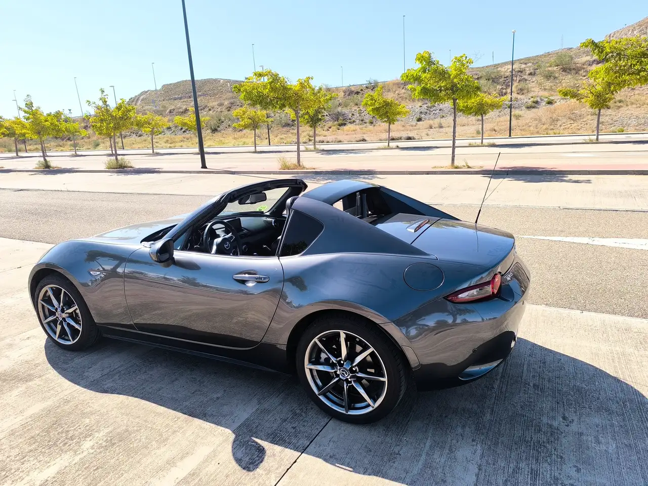 Mazda MX-5 MX-5 RF 2.0 Skyactiv-G i-Stop