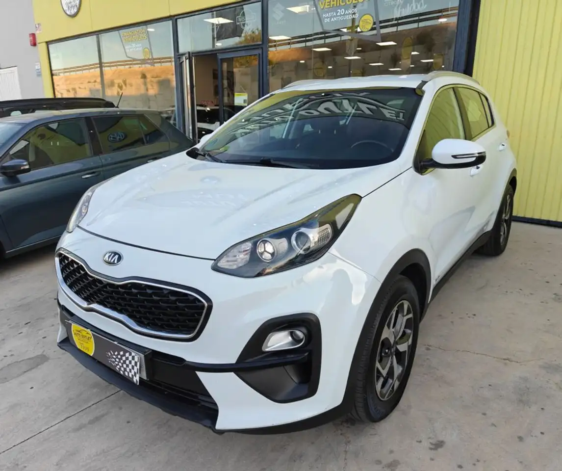 Kia Sportage 1.6 MHEV Business 100kW (136CV) 4x4