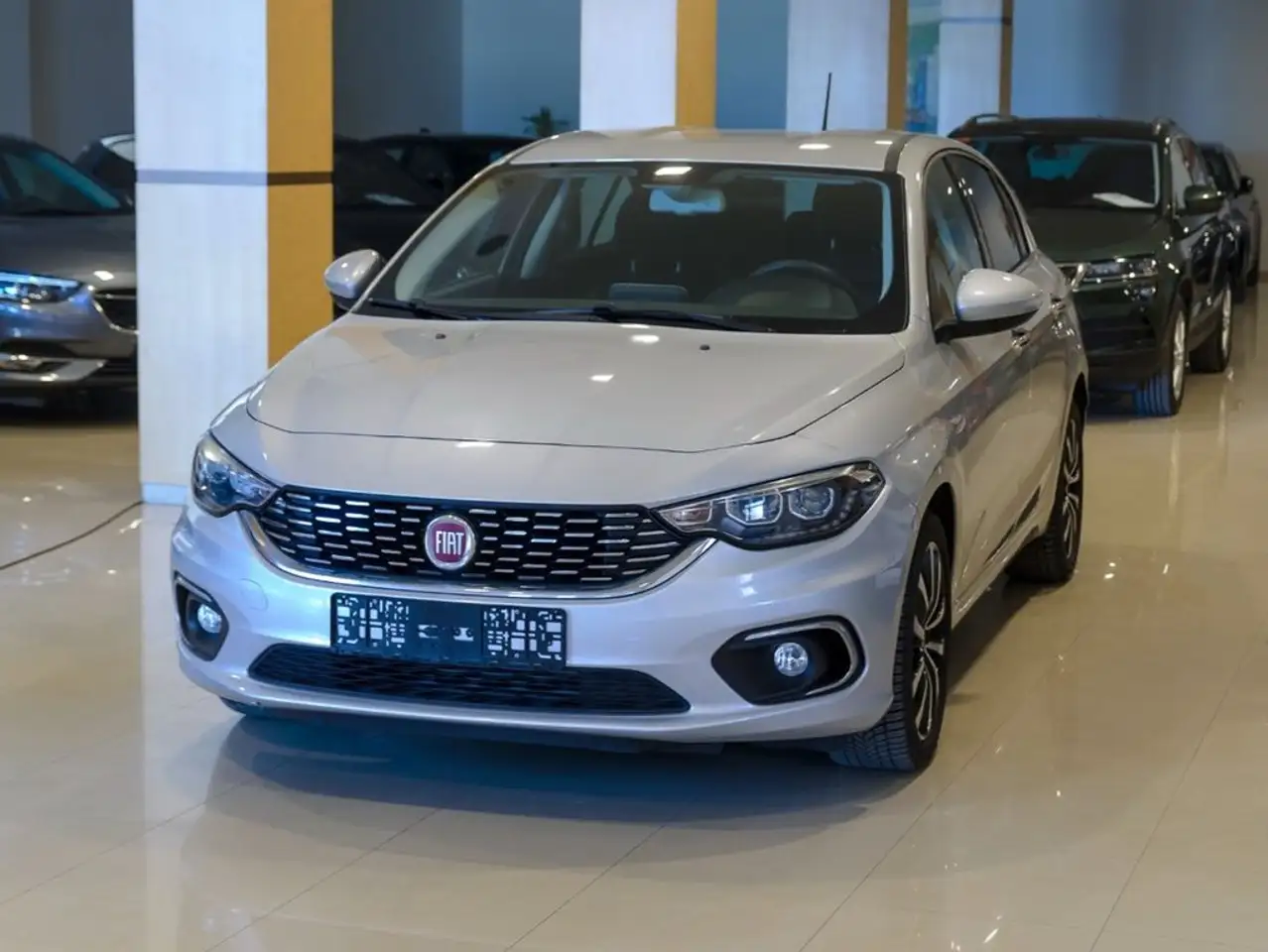 Fiat Tipo 1.6 16v Lounge 120 CV diesel Mjet II 5p.