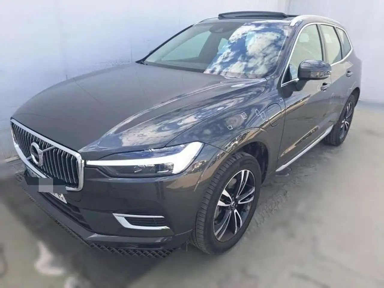 Volvo XC60 2.0 T6 AWD Recharge R-Design Auto
