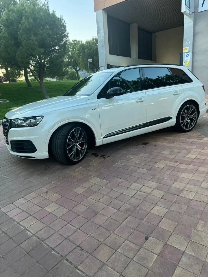 Audi SQ7 4.0 TDI quattro tiptronic
