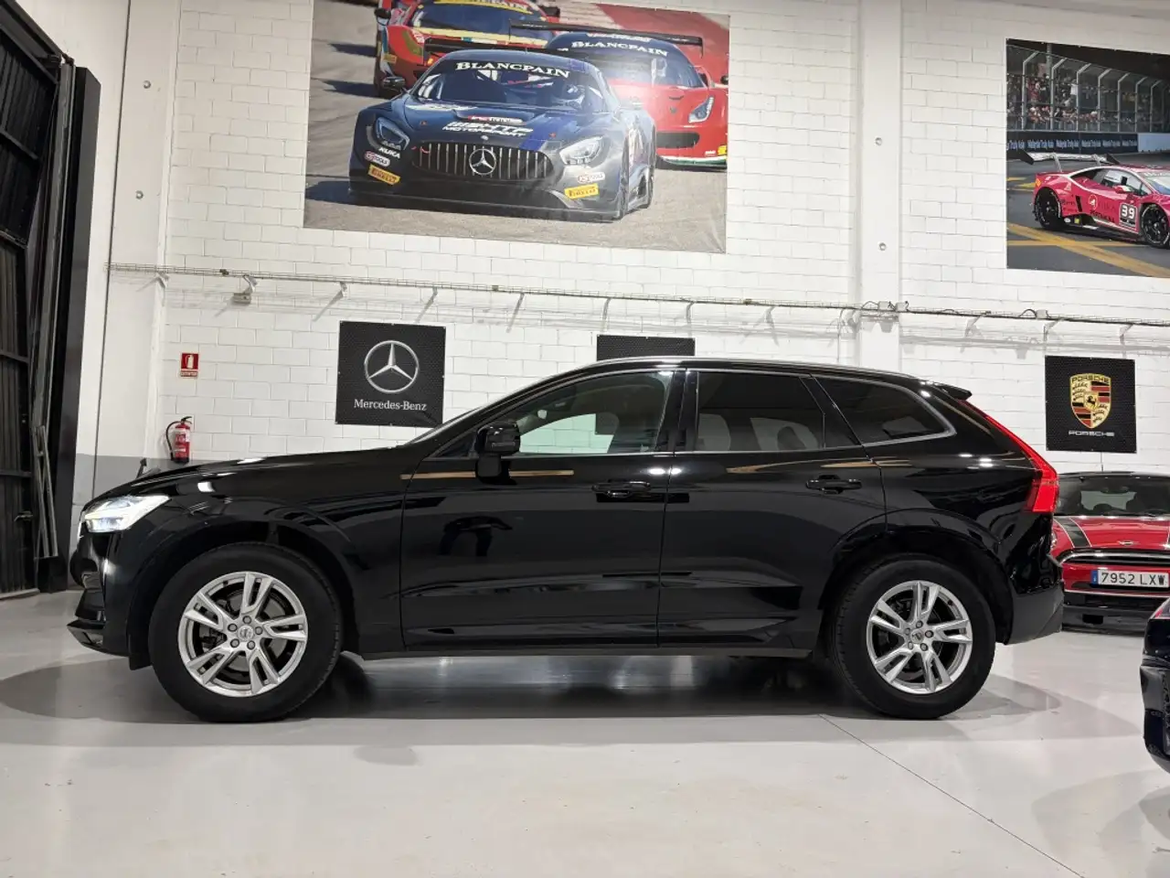 Volvo XC60 D3 Momentum Premium Edition