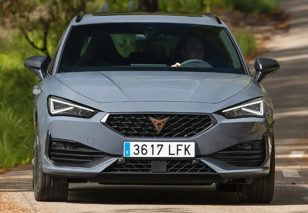 Cupra Leon Sportstourer 1.4 TSI VZ E HYBRID DSG 245