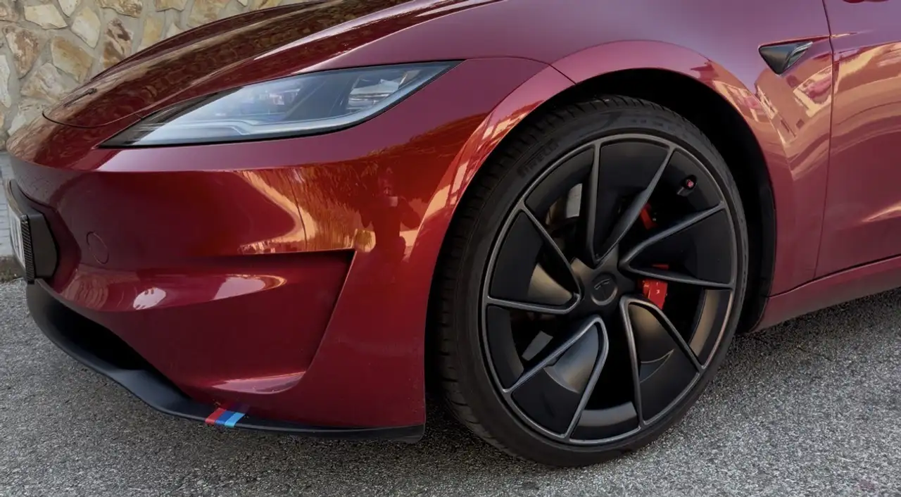 Tesla Model 3 Ludicous AWD