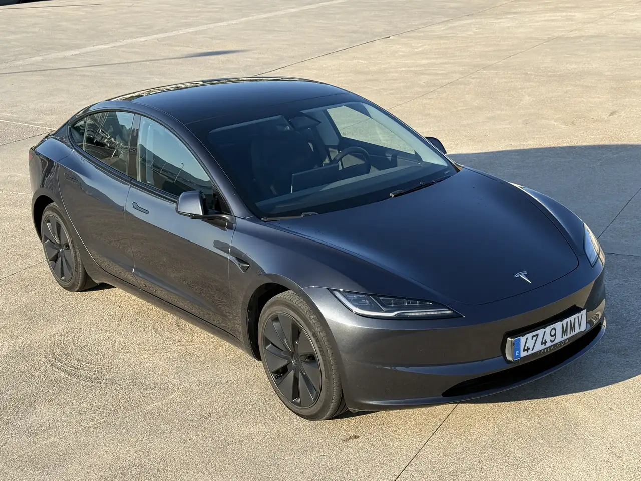 Tesla Model 3 Long-Range Dual Motor AWD