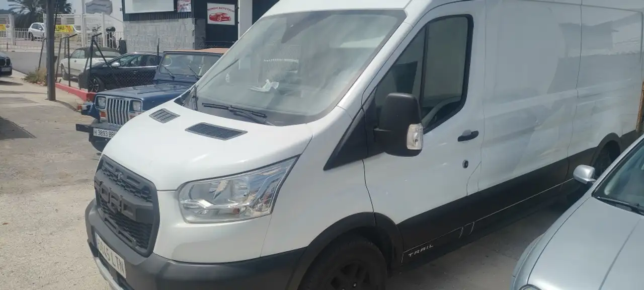 Ford Transit FT 350 EcoBlue Hybrid L3 Kombi Limited 130 Transit FT 350 EcoBlue Hybrid L3 Kombi Limited 130