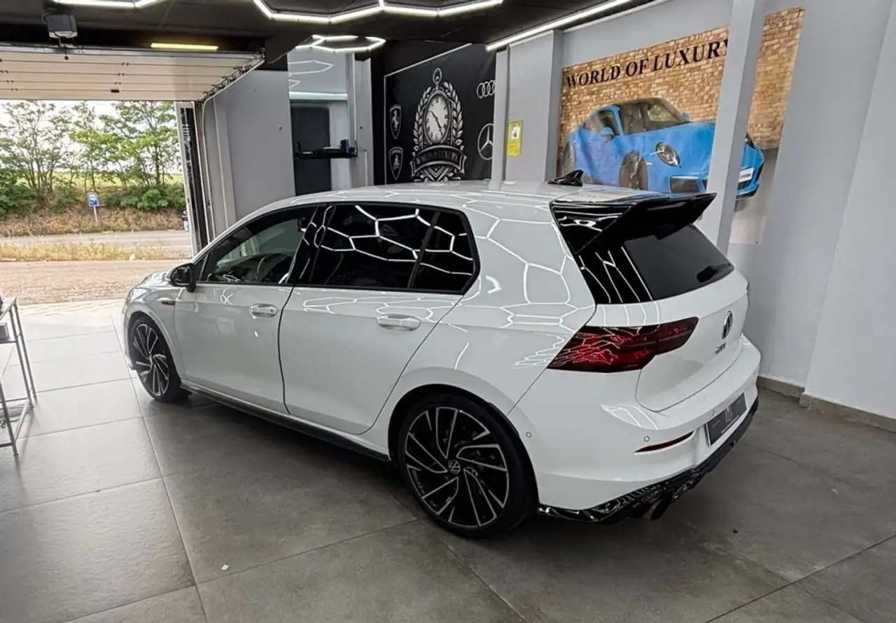 Volkswagen Golf GTI 2.0 TSI DSG 180kW