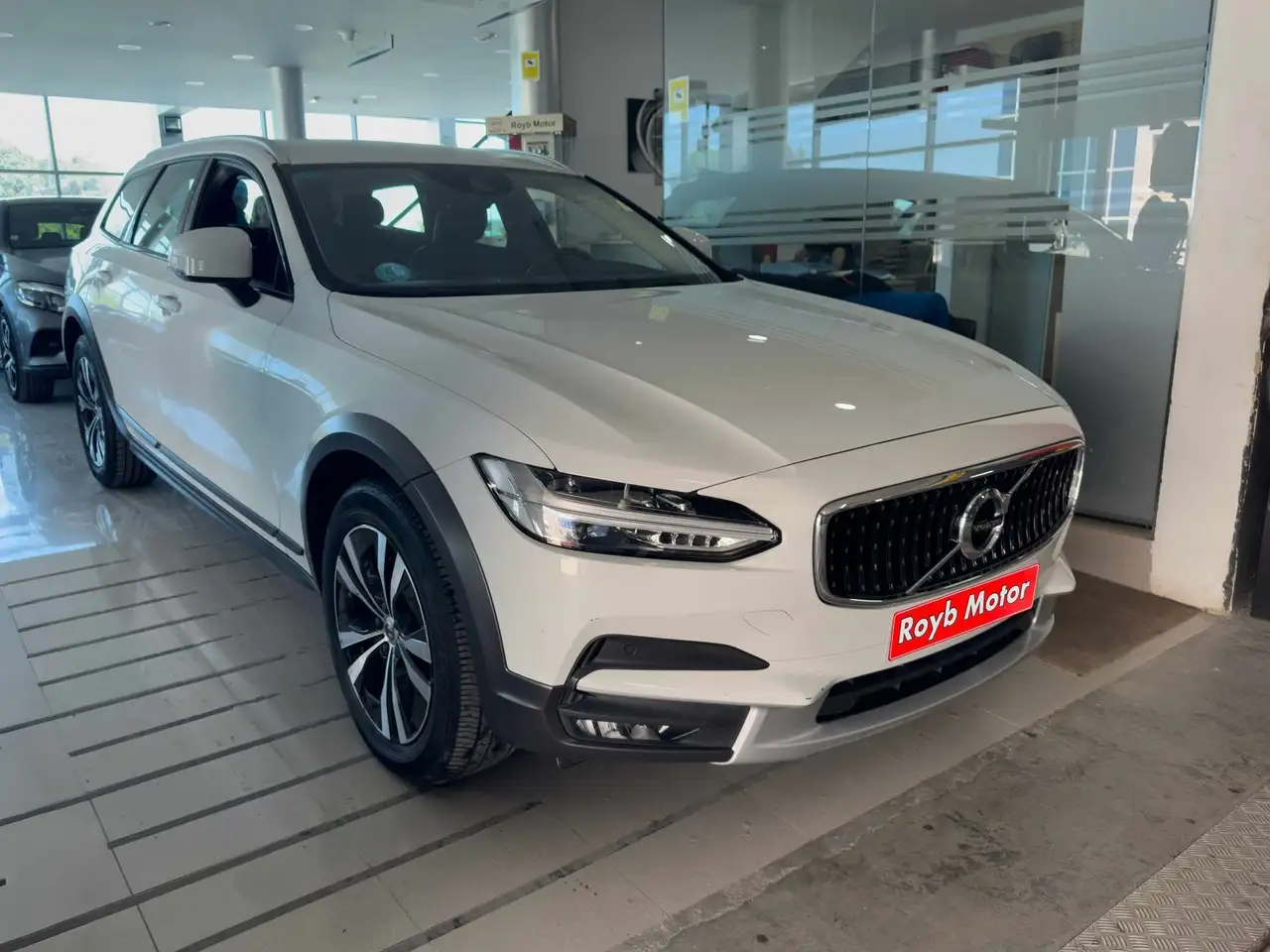 Volvo V90 Cross Country D4 AWD Aut.