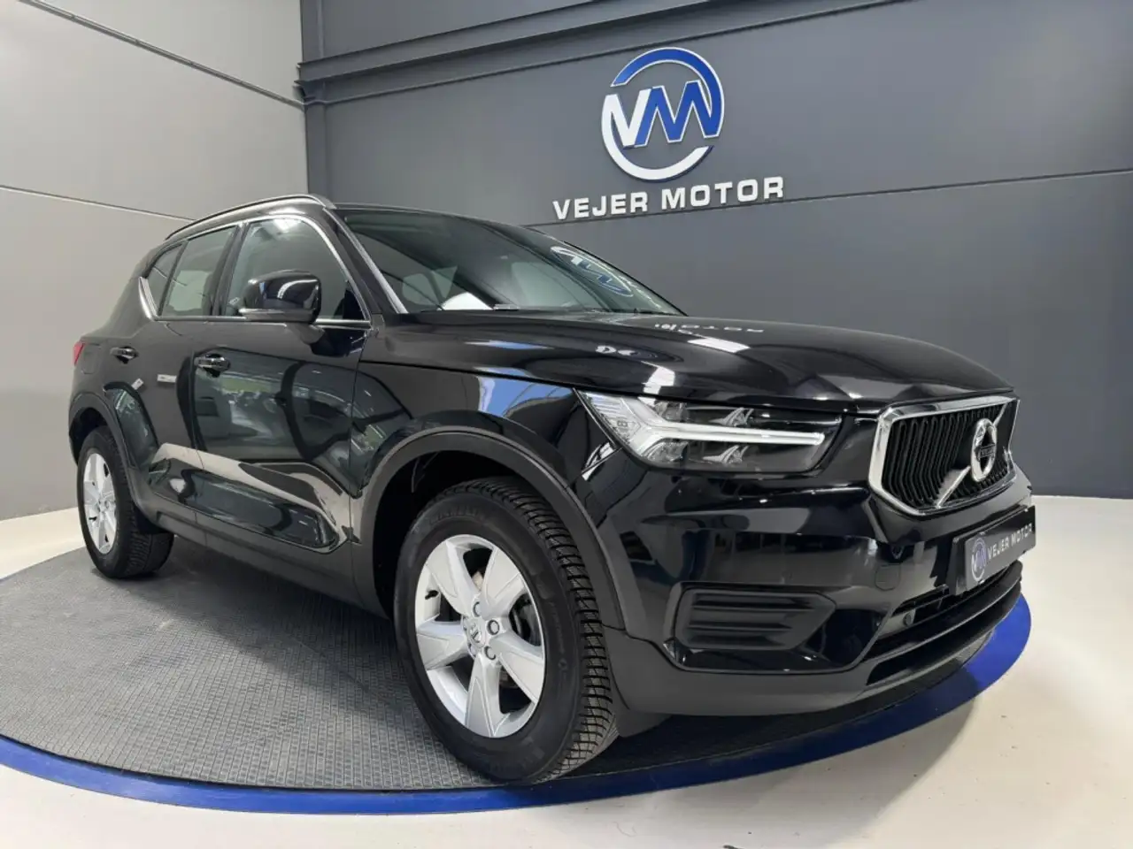 Volvo XC40 T2 Momentum Pro
