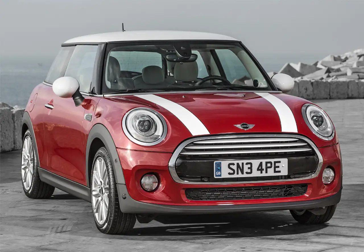 MINI Cooper 3 Door