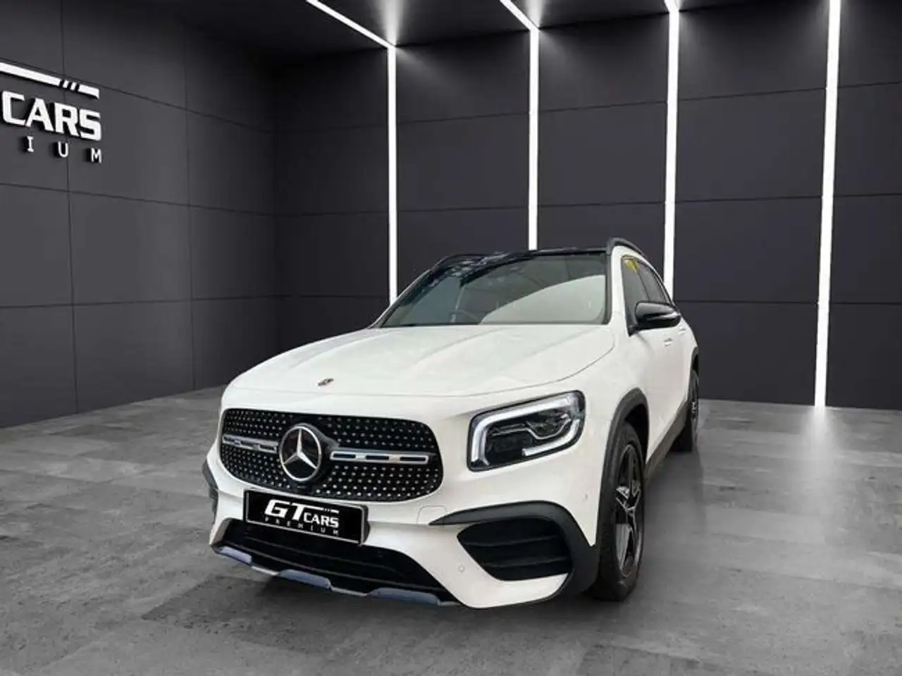 Mercedes-Benz GLB 200 AMG