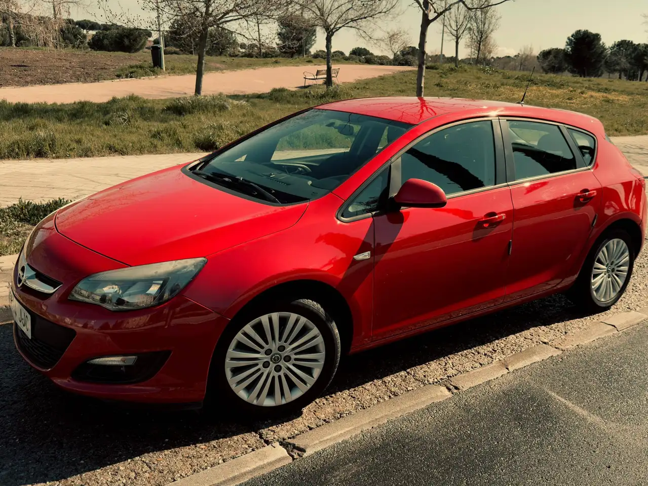 Opel Astra Astra 1.4T Selective Selective