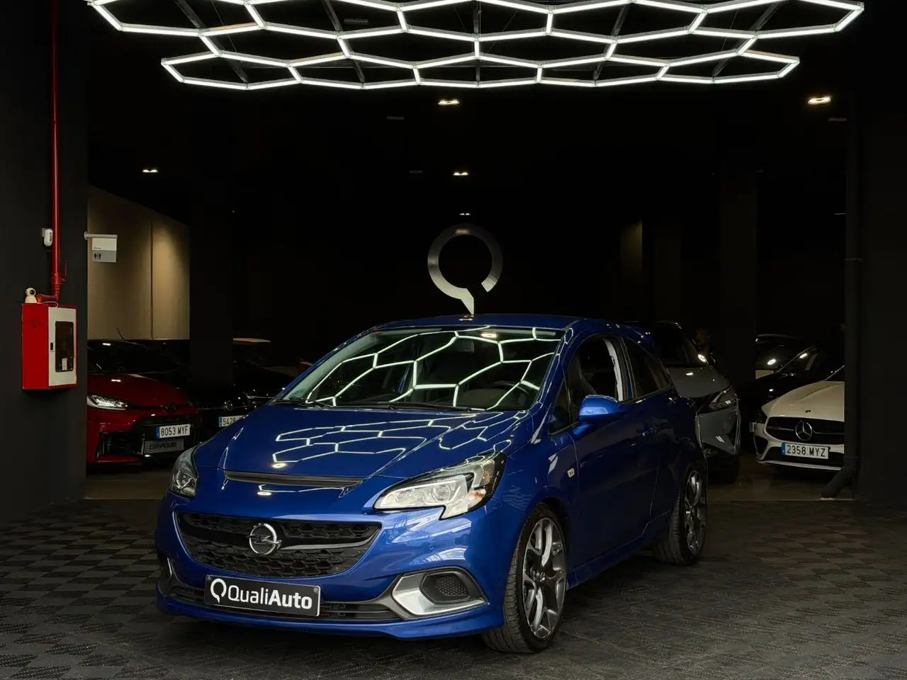 Opel Corsa 1.6 Turbo OPC 210