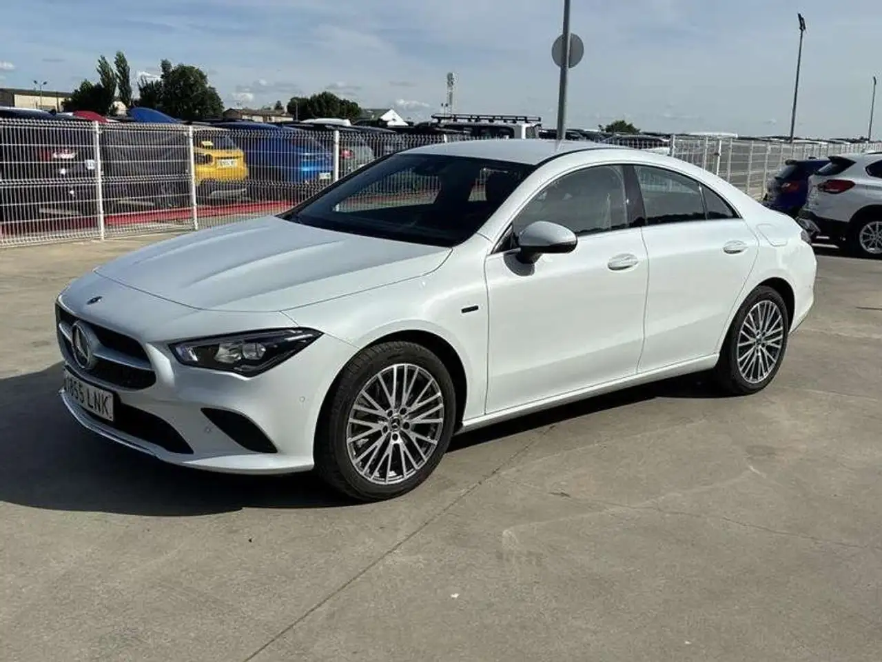Mercedes-Benz CLA 250 e