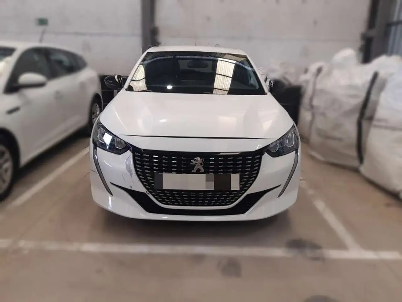 Peugeot 208 BlueHDi 73kW 100CV Allure