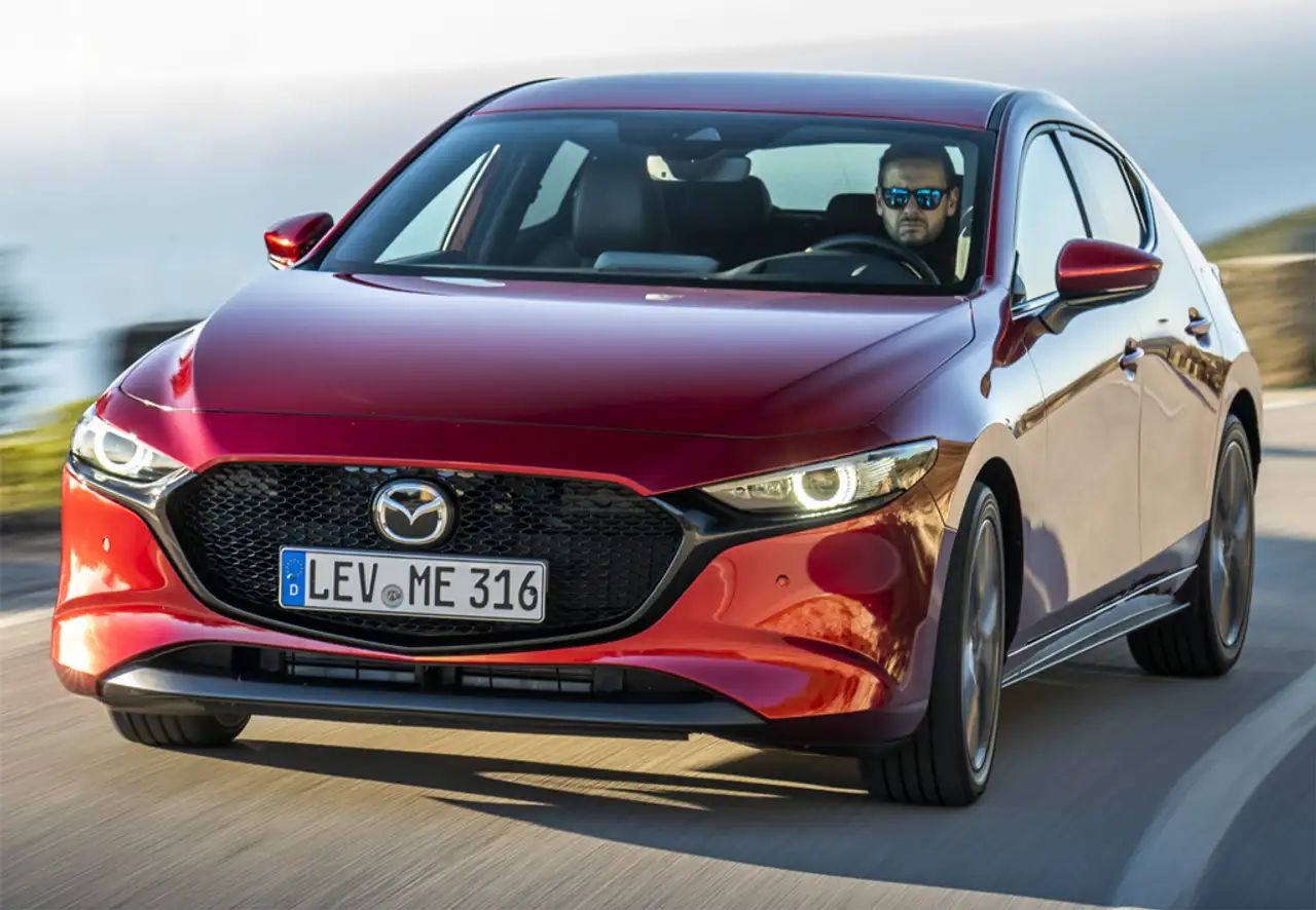 Mazda 3 2.5 e-Skyactiv-G Prime-line Aut. 103kW