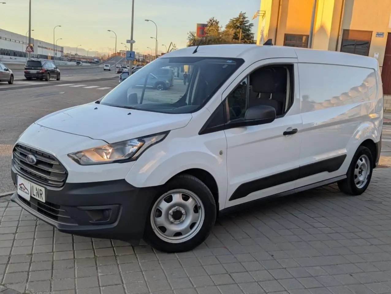 Ford Connect Comercial FT Van 1.5 TDCi EcoBlue S&S L2 2 Connect Comercial FT Van 1.5 TDCi EcoBlue S&S L2 2