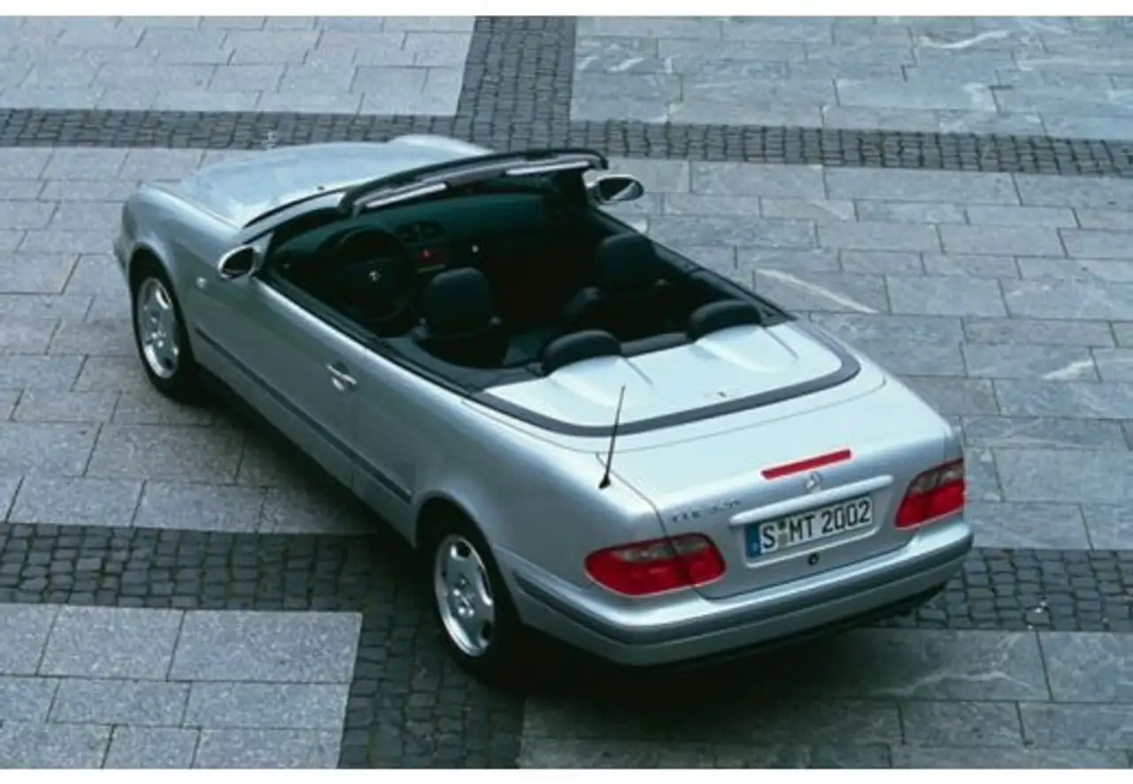Mercedes-Benz CLK 200 Cabrio 320 Elegance
